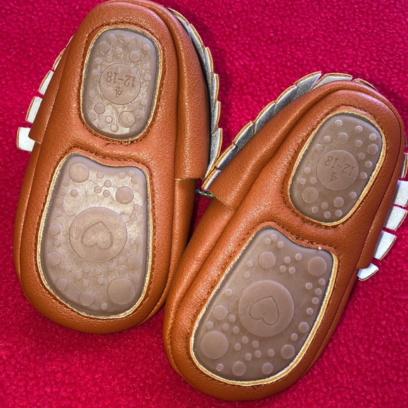 Brown leather Moccasins - Picture 2 of 3